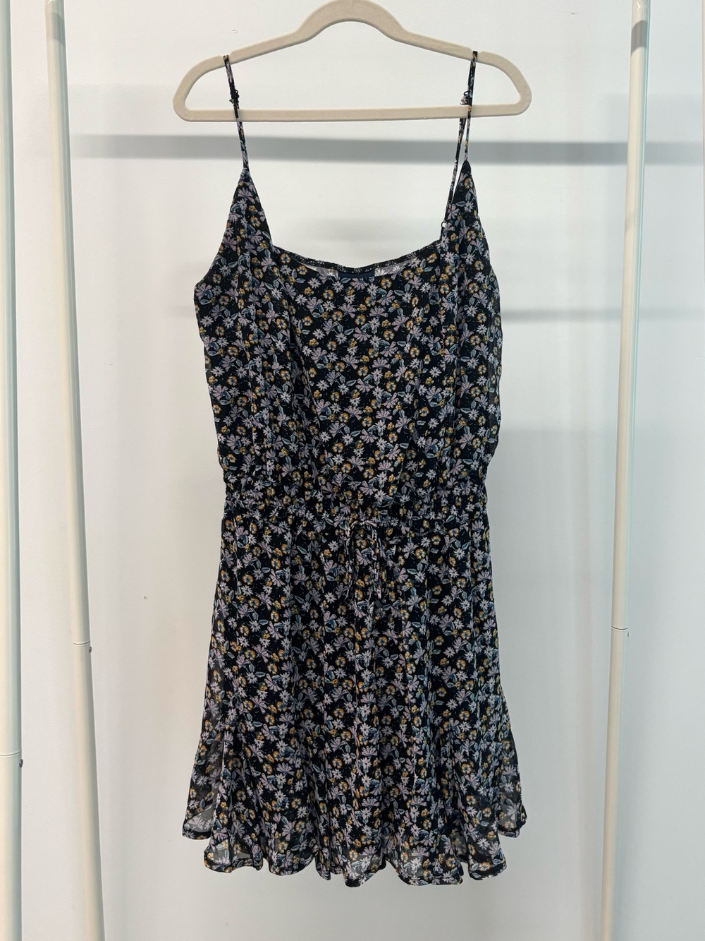 Daytrip (The Buckle)‎ Black Floral Romper with Spaghetti Straps